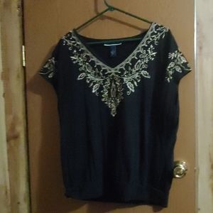 Karen Scott Black and gold short sleeve tee